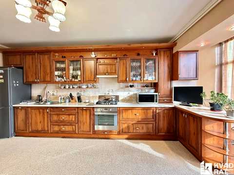 квартира за адресою Галицька вул., 203