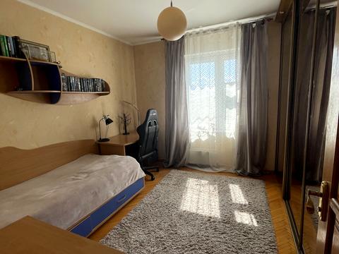 квартира за адресою Ревуцького вул., 11-Г