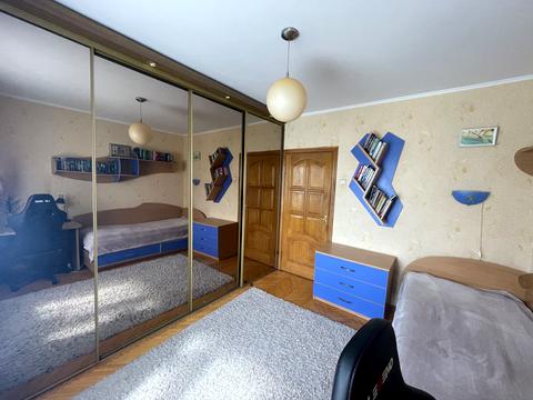 квартира за адресою Ревуцького вул., 11-Г