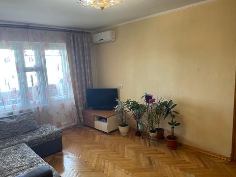 квартира за адресою Ревуцького вул., 11-Г