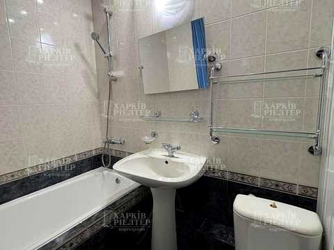 квартира за адресою Амосова вул. (Корчагінців), 5