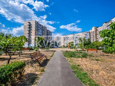 квартира за адресою Прирічна вул., 19