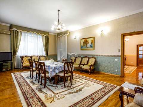 дом по адресу Старокиевская ул.