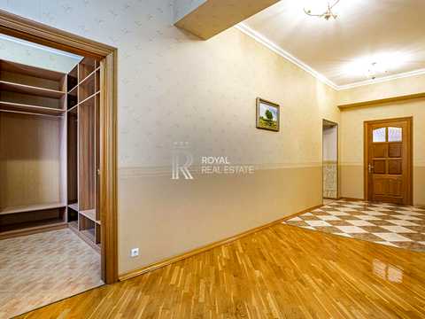 дом по адресу Старокиевская ул.