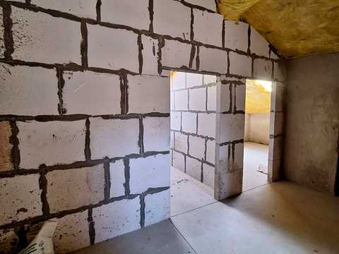 квартира за адресою Паризька вул., 16