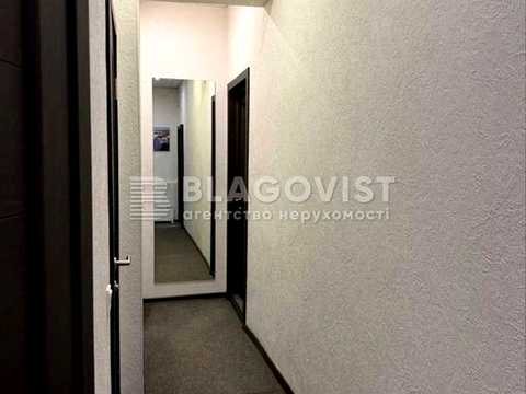 комерційна за адресою Князів Острозьких вул. (Московська), 5/2-Б