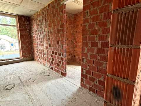 дом по адресу 9-я Линия ул., 23