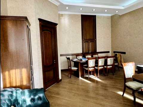 комерційна за адресою Велика Васильківська вул. (Червоноармійська), 33