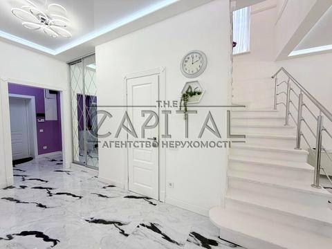 будинок за адресою Контактна вул., 7А