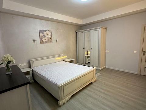 квартира за адресою Пекарська вул., 65