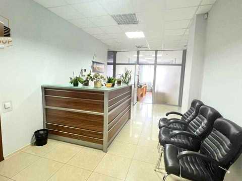 коммерческая по адресу Евгения Коновальца ул. (Щорса), 32