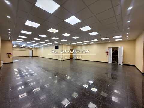 комерційна за адресою Дніпро, Квартальна вул. (Гладкова), 3