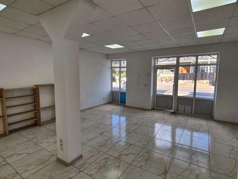 комерційна за адресою смт. Буштино, Центральна, 245