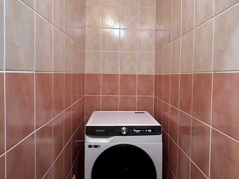 квартира за адресою Академіка Андрія Сахарова вул. (Суворова), 20