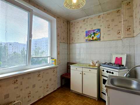 квартира за адресою Валентинівська вул., 13б