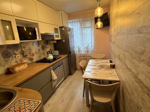 квартира за адресою Сонячна Набережна вул. (Маршала Малиновського), 38