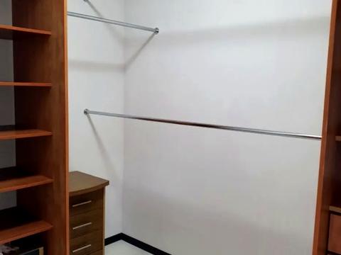 квартира за адресою Боголюбова вул., 33