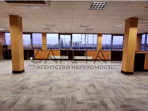 комерційна за адресою Набережно-Печерська дорога дор., 10г