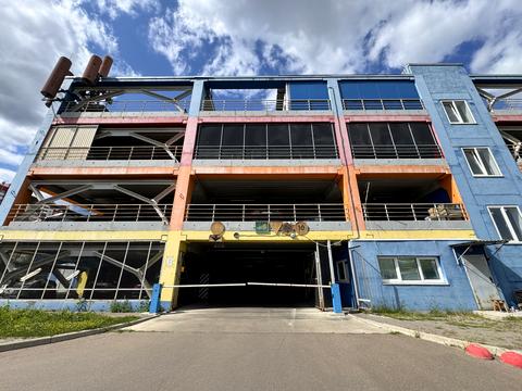 паркомісце за адресою Софії Русової вул., 9