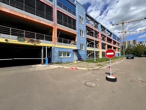 паркоместо по адресу Софии Русовой ул., 9