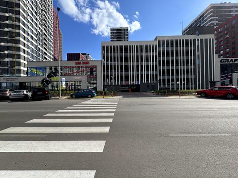 паркоместо по адресу Олександра Олеся ул., 25
