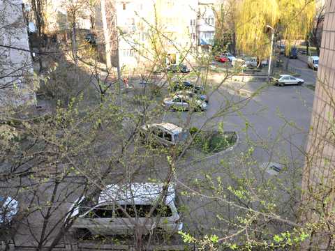 квартира за адресою Васильченка вул., 12