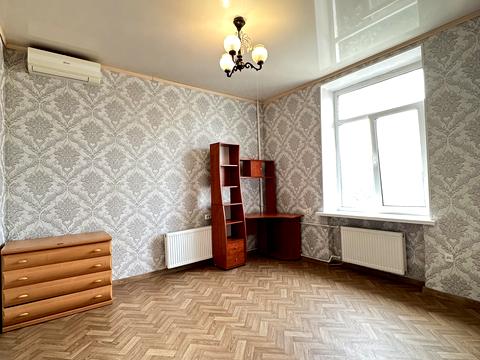 квартира за адресою Пастера вул., 12