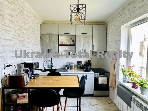 квартира за адресою Оноре де Бальзака вул., 61