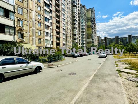 квартира за адресою Оноре де Бальзака вул., 61