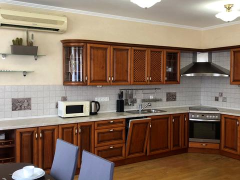 квартира за адресою Голосіївський просп. (40-річчя Жовтня), 68