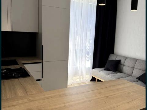 квартира за адресою Інститутська вул., 5
