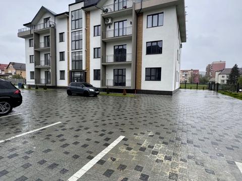 квартира за адресою Дмитра Яворницького вул., (Будинок)