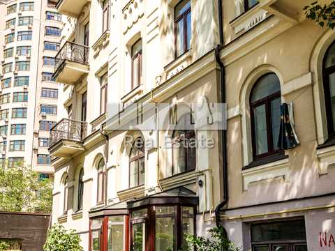 1872125794324666