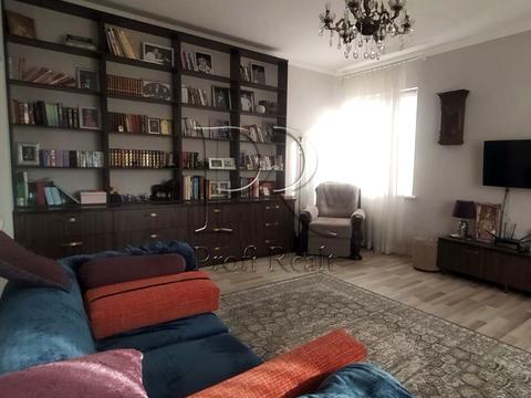 дом по адресу Світанкова ул.