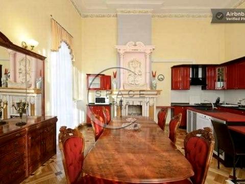 будинок за адресою Каштанова вул.