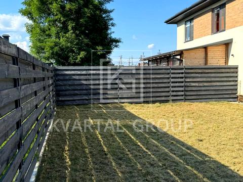 будинок за адресою Українська вул., 1