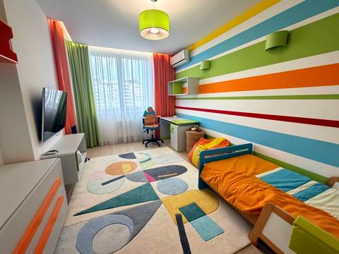 квартира за адресою Анни Ахматової вул., 30