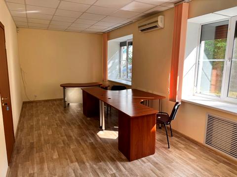 комерційна за адресою Шовковична вул., 7-А