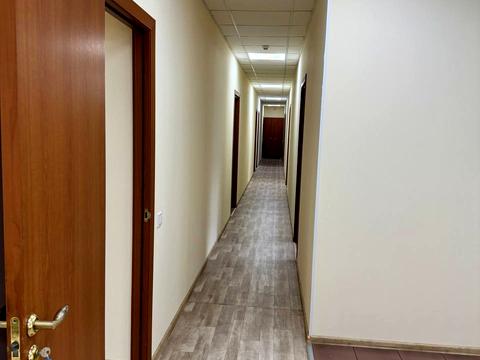 комерційна за адресою Шовковична вул., 7-А