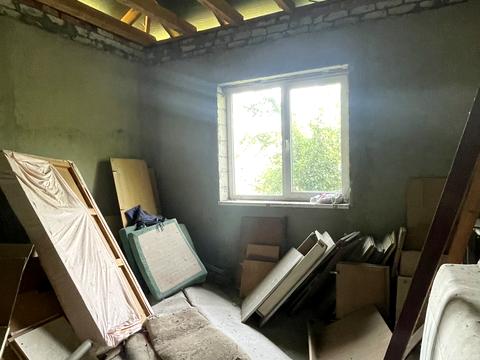 дом по адресу с. Каменные Потоки, Вулиця Центральна