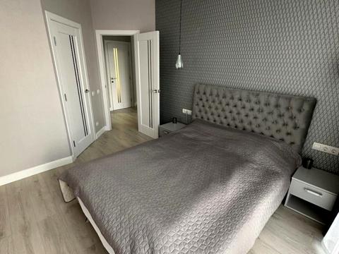 квартира за адресою Дніпровська набережна вул., 16-Д