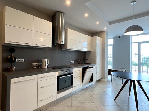 квартира за адресою Регенераторна вул., 4к2