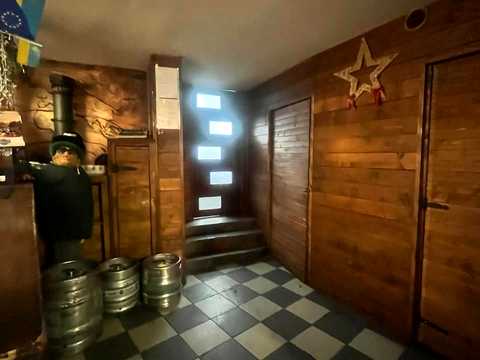 комерційна за адресою Галицька вул., 60