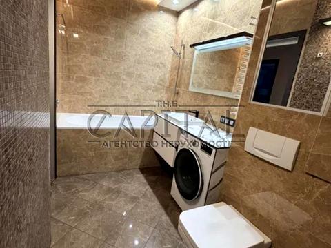 квартира по адресу Николая Амосова ул., 4
