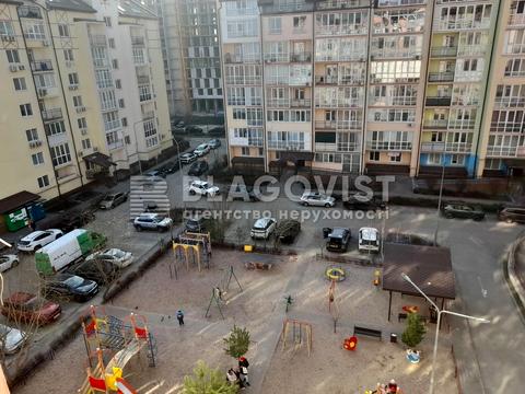 квартира за адресою Академіка Лебедєва вул., 1/5