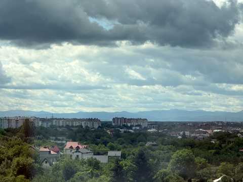 квартира за адресою Романа Левицького вул., 4