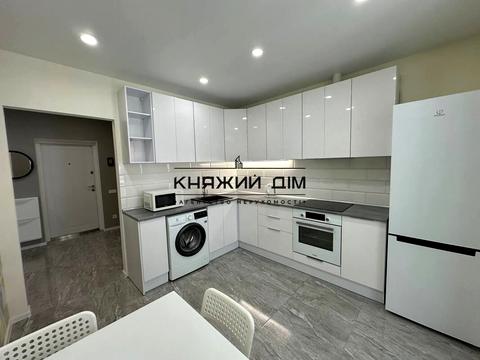 квартира за адресою Ревуцького вул., 40-В