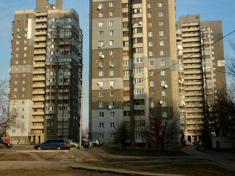 квартира за адресою Азербайджанська вул. (Бакинських Комісарів), 16/1