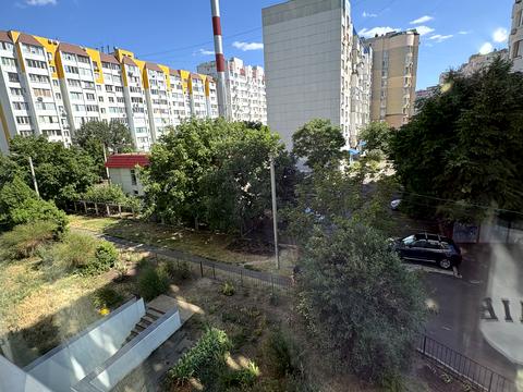 квартира за адресою Тополина вул., 30/1