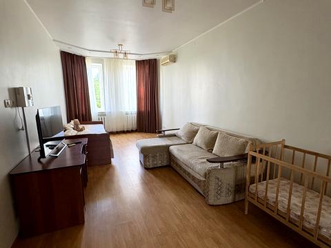 квартира за адресою Тополина вул., 30/1